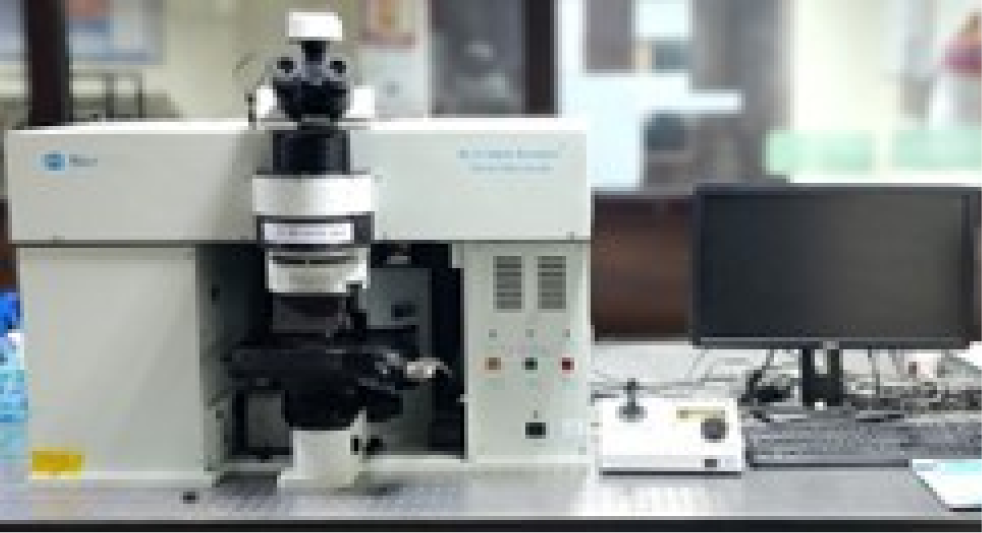 RAMAN SPECTROMETER